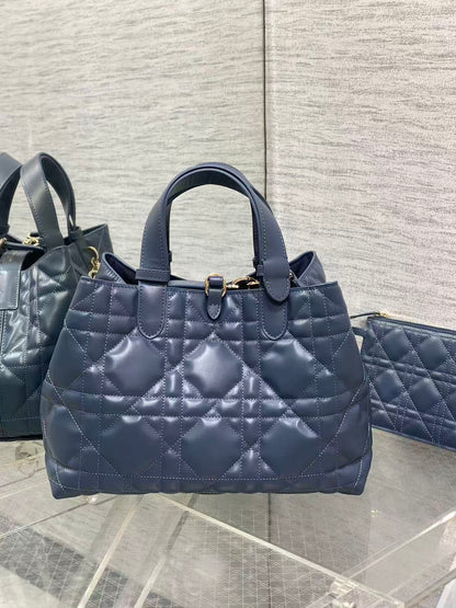 Dior 2026 Toujours Bag 28.5cm Macrocannage Blue Calfskin