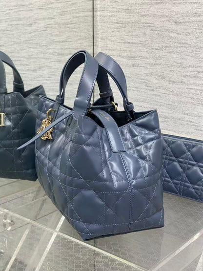 Dior 2026 Toujours Bag 28.5cm Macrocannage Blue Calfskin