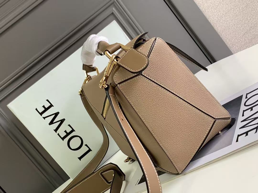 Loewe 2026 Puzzle Bag 29cm Sand Calfskin