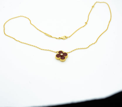 CLOVER NECKLACE GOLD DIAMOND CARNELIAN