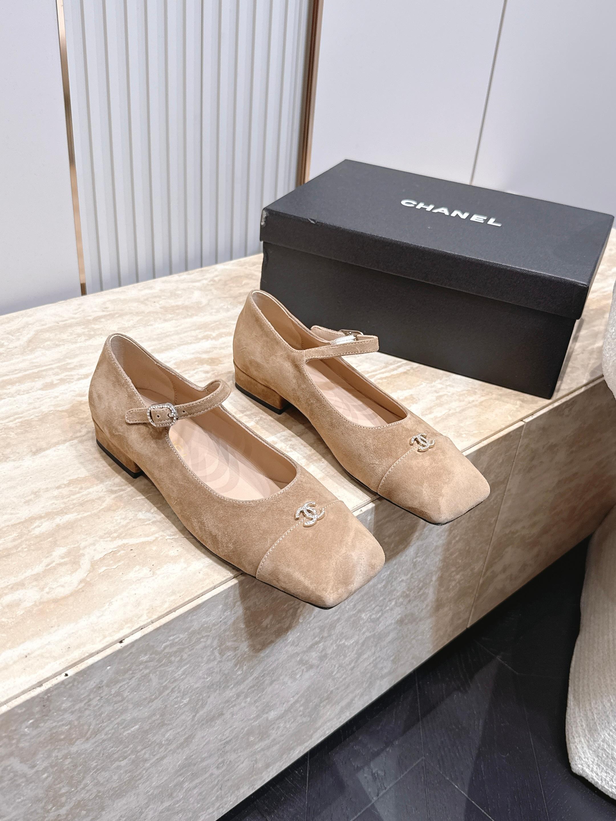 Channel 2026 Ballet Flat 25mm Suede Calfskin 899012