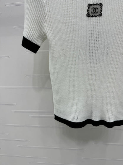 Chanel 2026 Embroidered Logo Knit Short-sleeved Top Wool 373087
