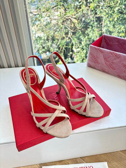 VT 26s Classic Sandals 90 Suede Sheepskin 702283