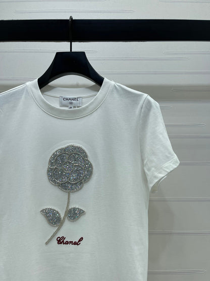 Chanel 2026 Short-sleeved T-shirt With Beaded Camellia 362438