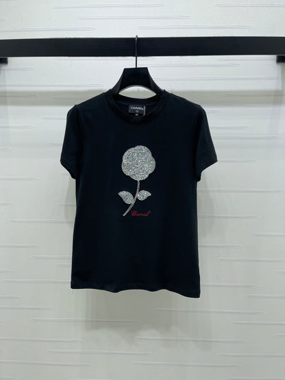 Chanel 2026 Short-sleeved T-shirt With Beaded Camellia 362438