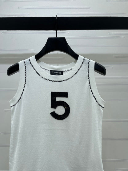 Chanel 2026 Wavy-edged Round Neck Knit Vest Tencel Viscose 356473