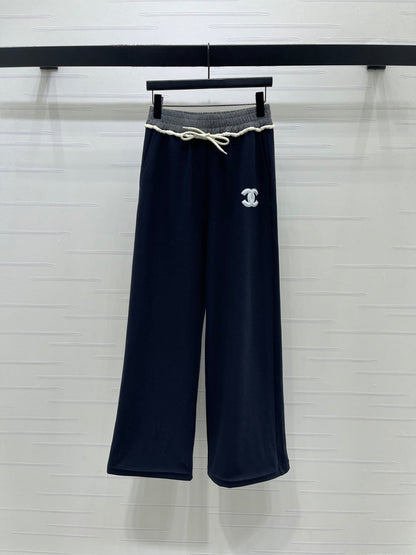 Chanel 2026 Wide-leg Sweatpant Cream and Navy Blue Tencel Cotton