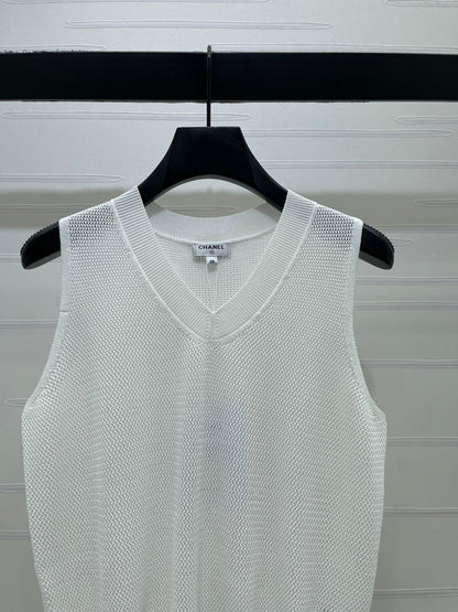 Chanel 2026 Vest Black and White Silk Polyester 136355