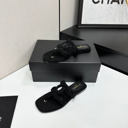Chanel 2026 Flat Filp-Flops Leather Cowhide 822819
