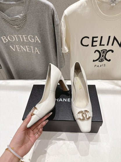 Chanel 2026 Double C Logo Pump 90mm Sheepskin 852620