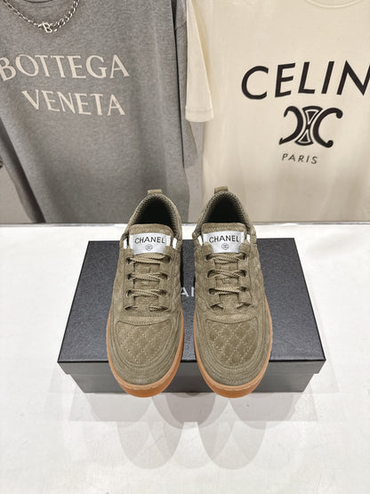 Chanel 2026 Sneaker Suede 852669
