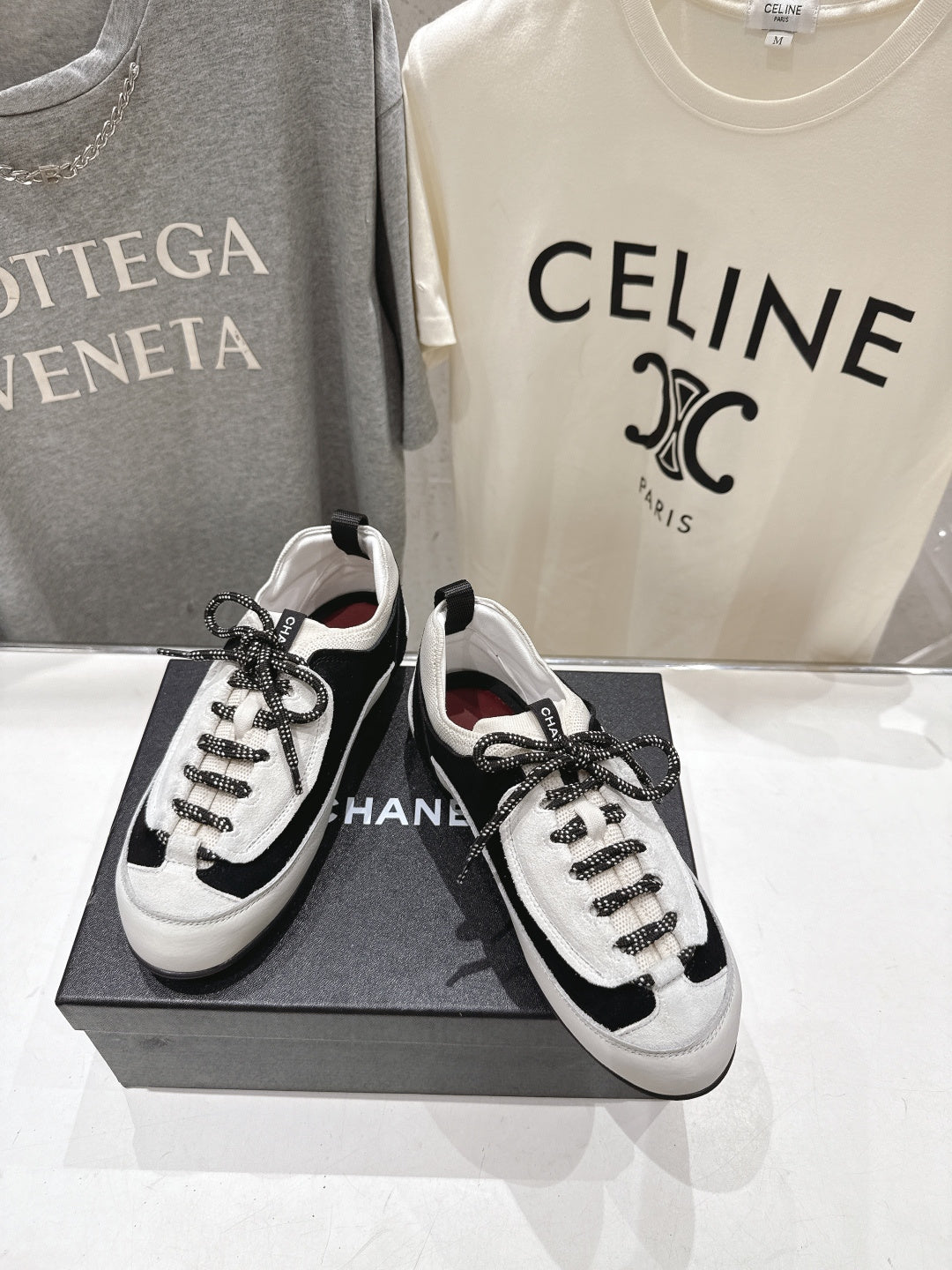 Channel 2026 Sneaker Calfskin And Suede 896465