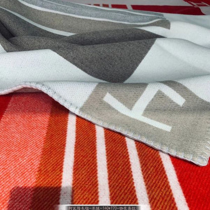 HM Avalon Throw Blanket Ecru Naturel Wool Cashmere