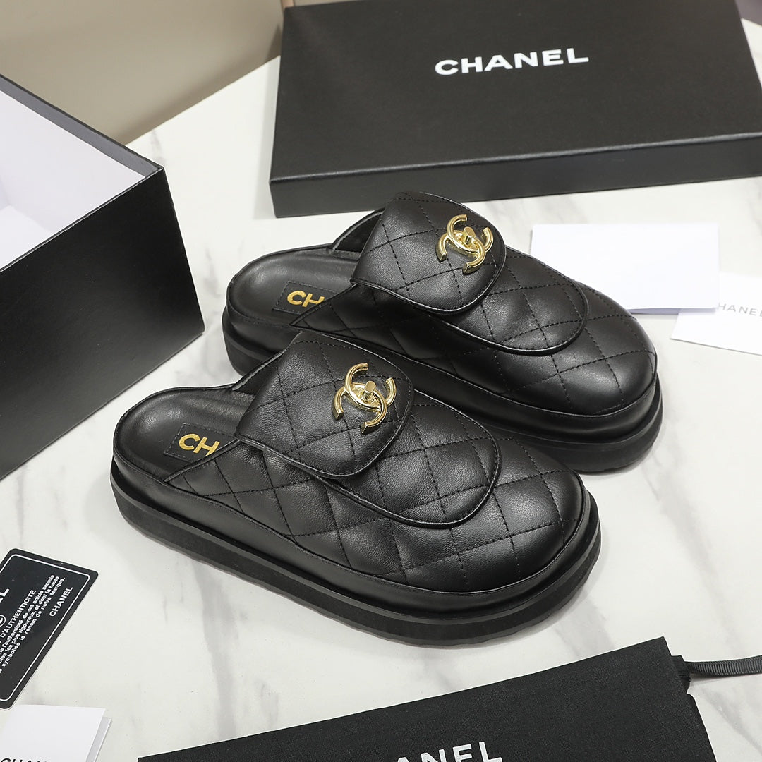 CC Dad Sandal Mule Quilted Calfskin