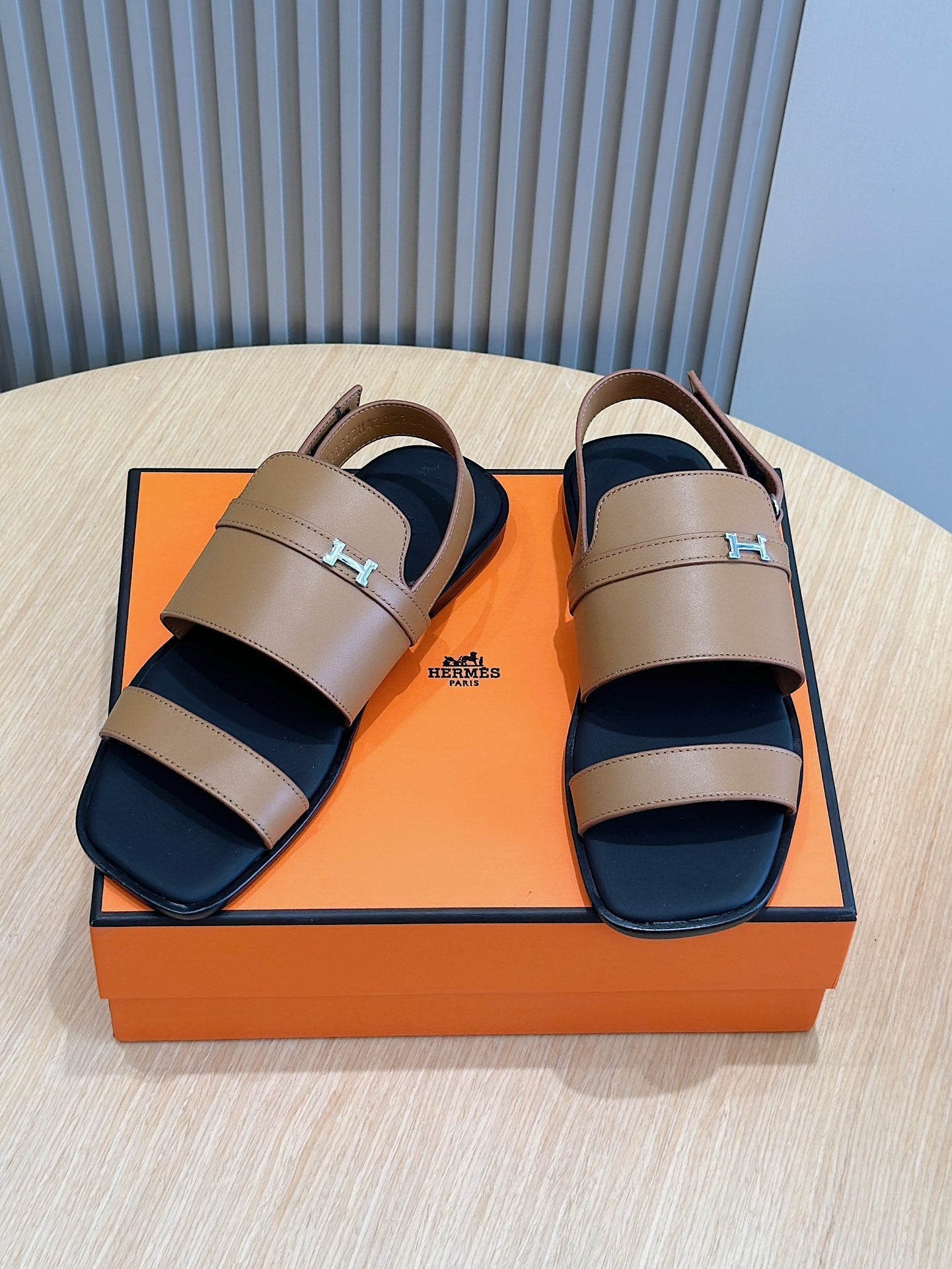 HM Men's Henrio Sandals Calfskin 547655