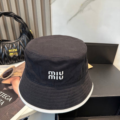 Miumiu Embroidered Two-tone Bucket Hat 229381