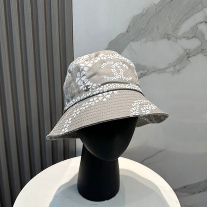 Chanel Bucket Hat With CC Logo And Floral Pattern Cotton 237371