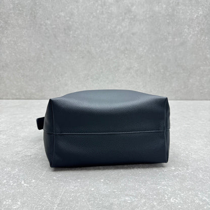 The Row 2025 Isa Bag 23cm Soft Leather