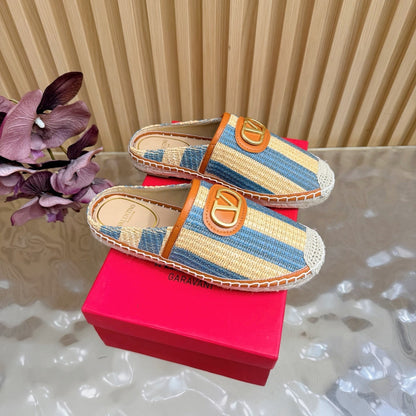 VT Garavani 26s Mule Woven Raffia 702263