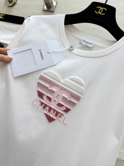 Chanel 2026 Heart Embroidered Beaded T-Shirt 191899