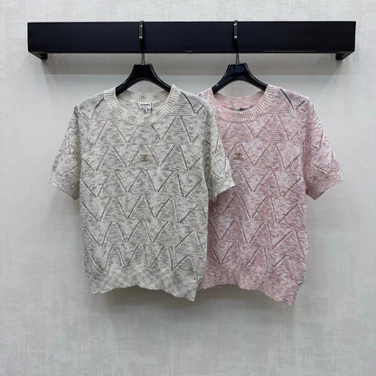 Chanel 2026 Wool Short-sleeved Knit Top With Metallic Logo 374878
