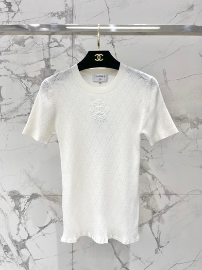 Chanel 2026 Floral Embroidered Crew Neck Knit Shirt 271146