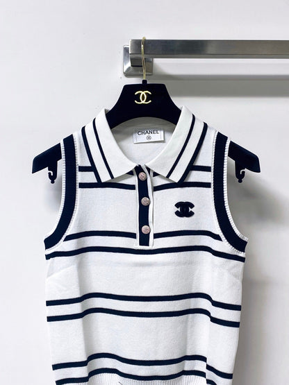 Chanel 2026 Striped Vest White and Black Tencel Wool 295249