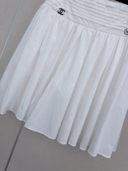 Chanel 2026 High-waisted Midi Skirt With Double C Logo Embellishment 353895