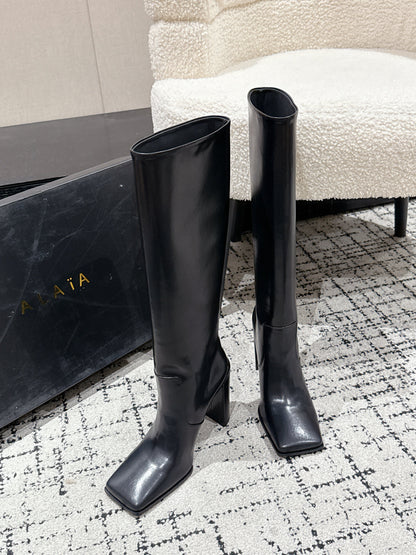 Alaia 2025 Square Toe High Heeled Boot Black Calfskin 558669