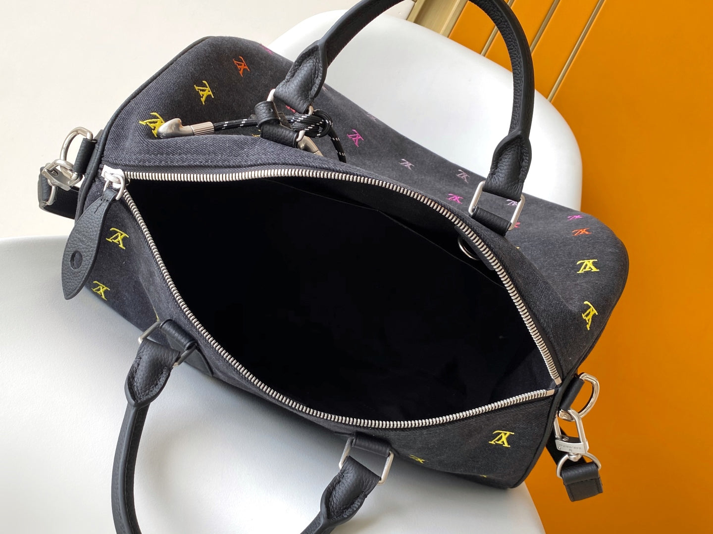 LV Speedy 40 BandouliÃ¨re Bag Black Denim Leather 252470