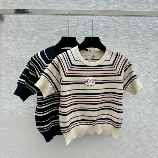 Chanel 2026 Short-sleeve Sweater Cream and Navy Blue Wool Polyester