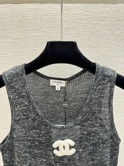 Chanel 2026 Black Vest White Lace Trim 516786