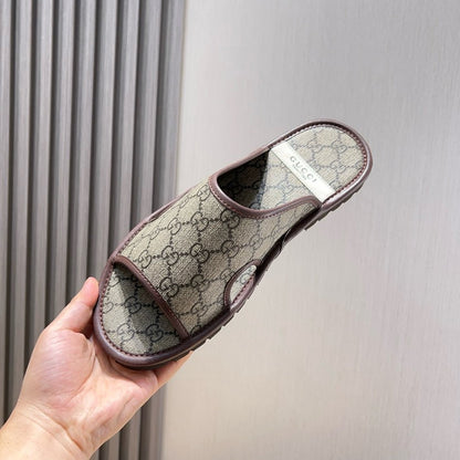 GG Men's Slide Brown Printed Fabric 544369