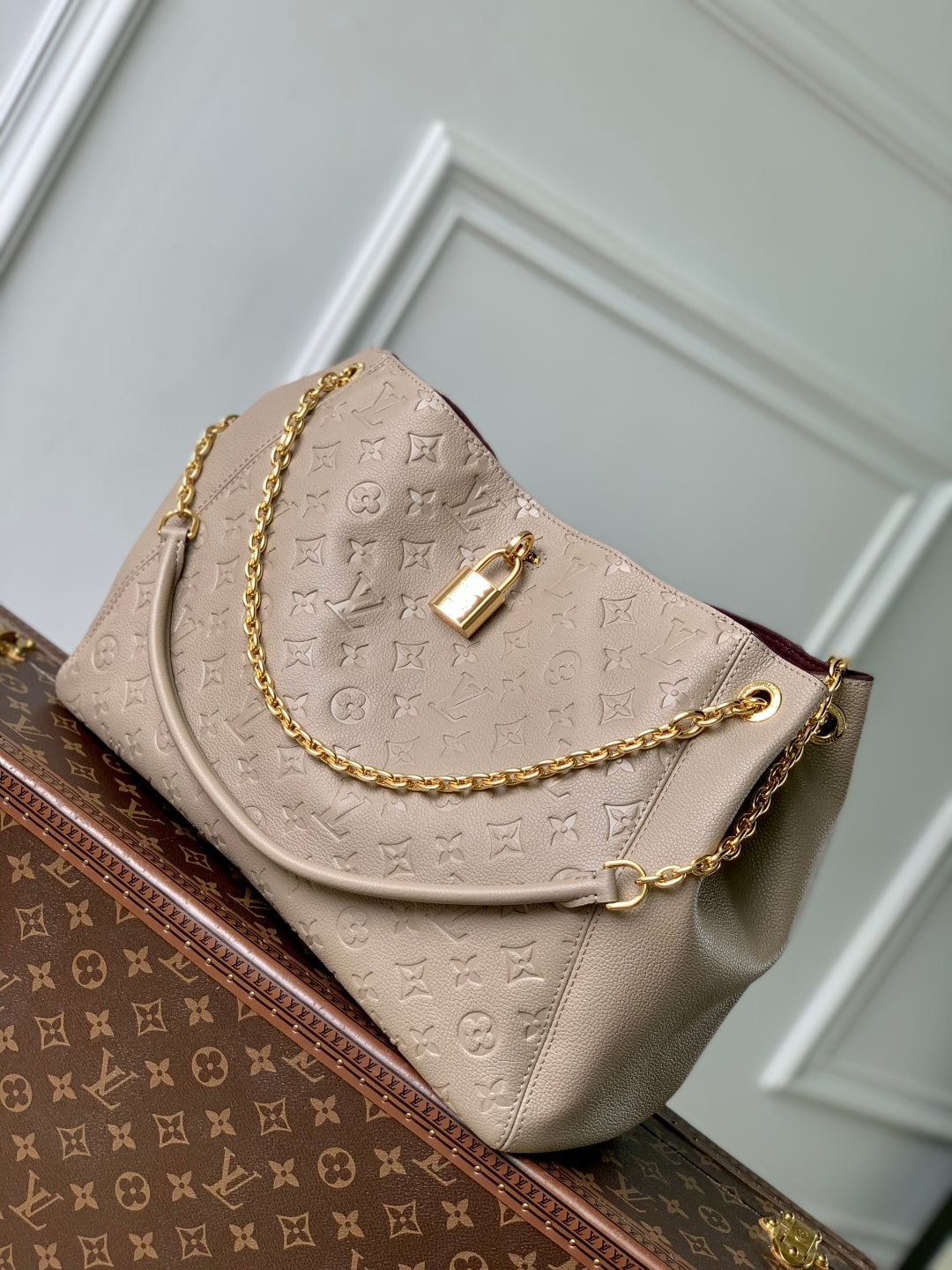 Anytime 42cm Tote Bag Beige Gold Empreinte leather 250557