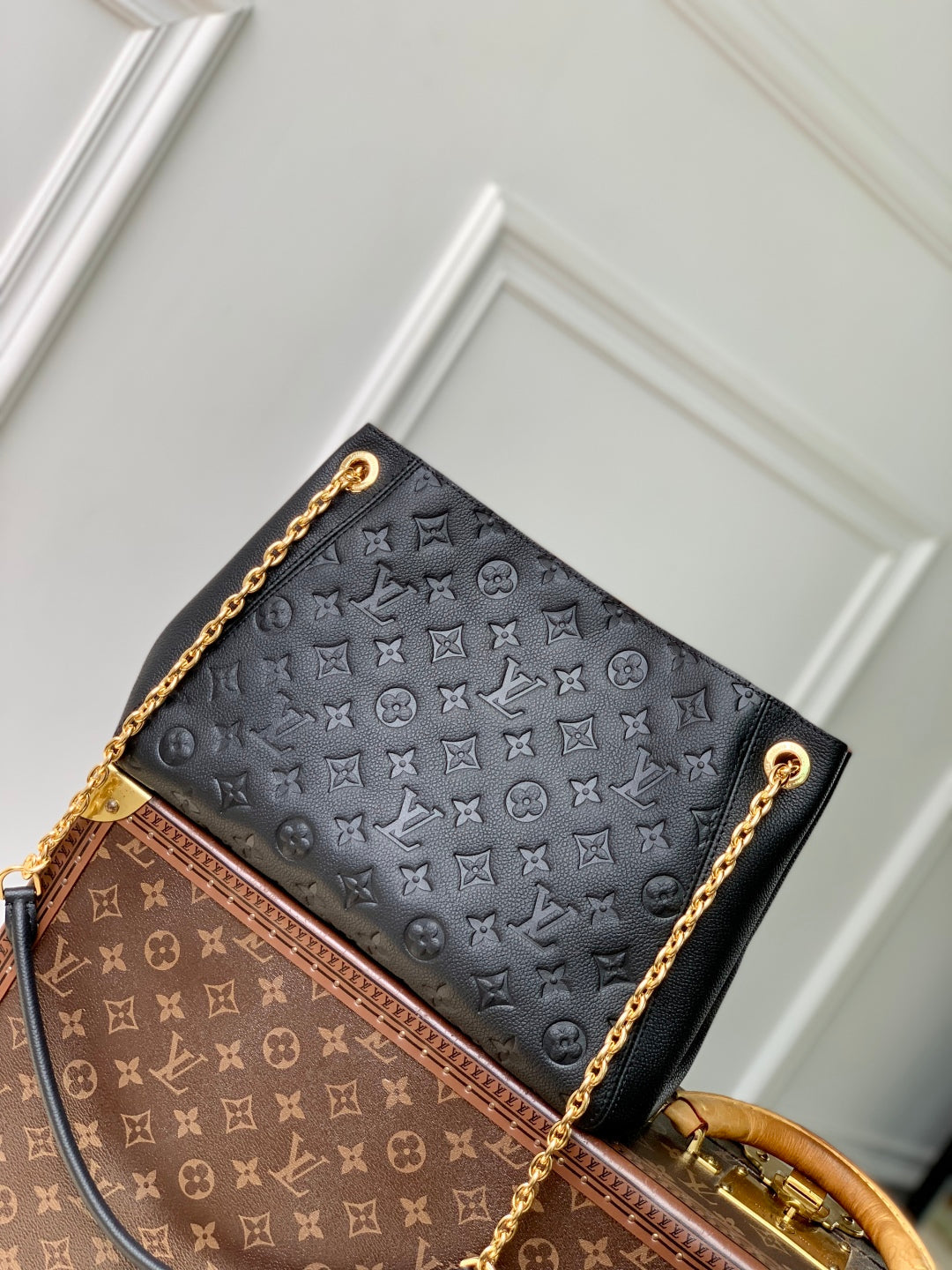 Anytime 34cm Tote Bag Black Gold Empreinte leather 251564