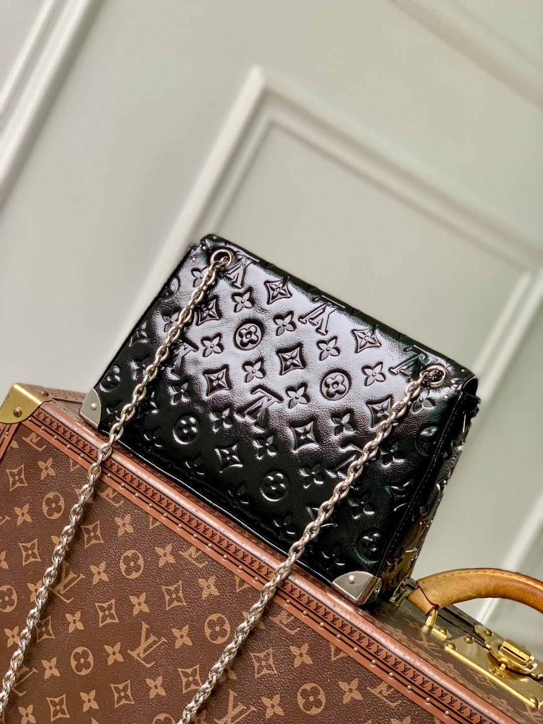 LV 2025 Trunkie Bag 27cm Black Silver Patent Leather 347372
