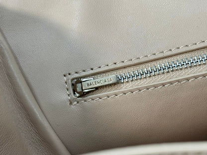 Balenciaga Medium Bag 35 Beige Calfskin Sliver Hardware