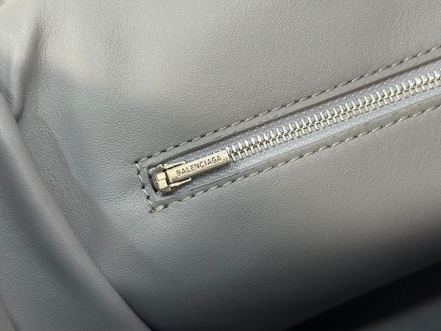 Balenciaga Medium Bag 35 Gray Calfskin Sliver Hardware