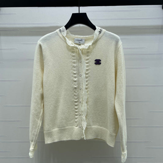 CC 26  Lace-Trimmed Knit Cardigan Cream Wool 340798