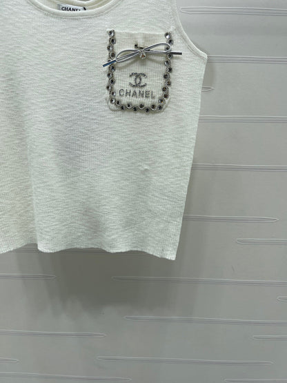 Chanel 2026 Rhinestone Pocket Vest White Tencel Wool 257259