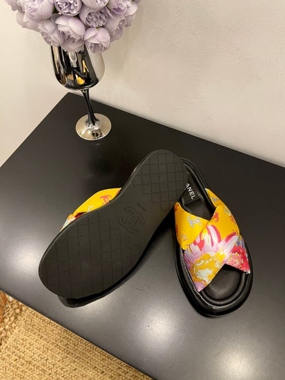 CC 25 Platform Slide Yellow Cloth Sheepskin 34737