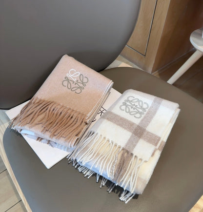 Loewe Scarf 180CM Ivory Beige Cashmere 969482