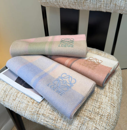 Loewe Scarf 180CM Light Gray Pink Cashmere 969485