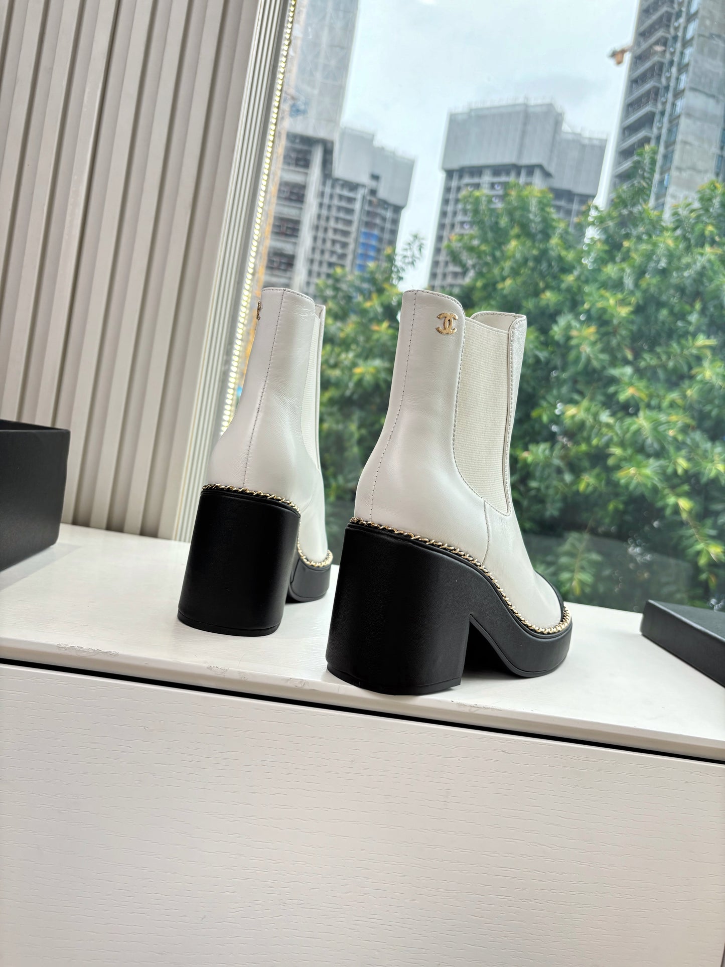 CC 25 Short Boot White Calfskin 430305