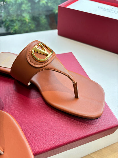 VT 25 Thong Sandals Brown Sheepskin Slide