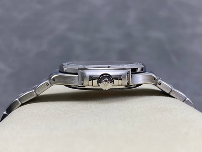 Patek Philippe Nautilus 35mm Black Gray Dial Sliver Case Diamond Bezel