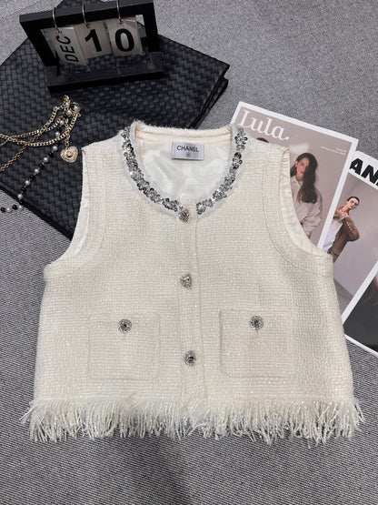 Chanel 2026 Sequined Suit Cream Wool Acrylic 210592