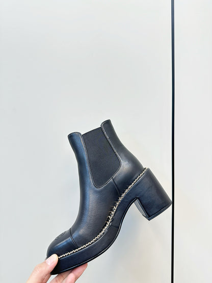CC Chelsea Boot Black Calfskin 409529