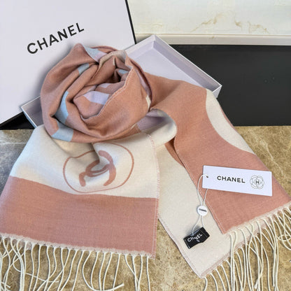 CC 25 Scarf 200cm White Pink Lambswool 968390