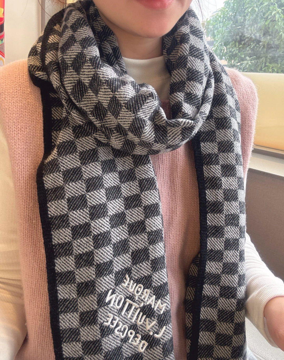 LV Classic Scarf 190cm Black Gray Cashmere 971113